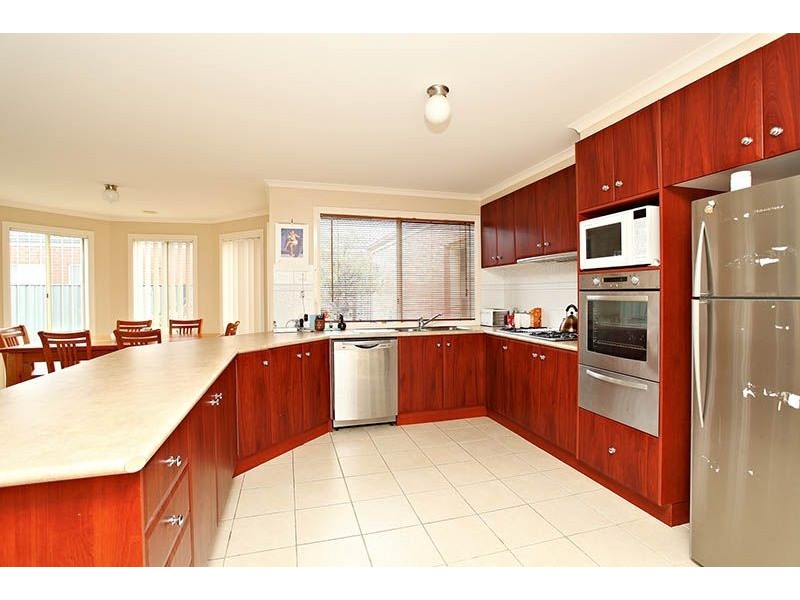 10 Scotney Crescent, Derrimut VIC 3030