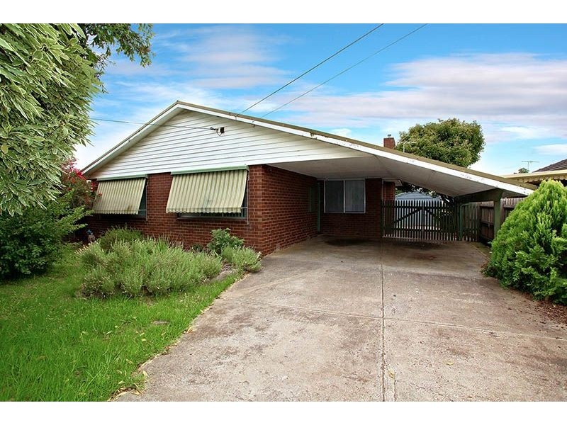 4 Peter Chanel Court, Deer Park VIC 3023