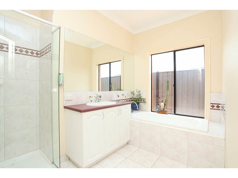 6 Chiswick Crescent, Derrimut VIC 3030