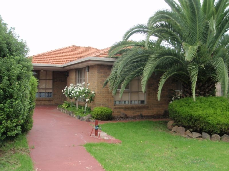 7 Fulton Retreat, Sunshine North VIC 3020