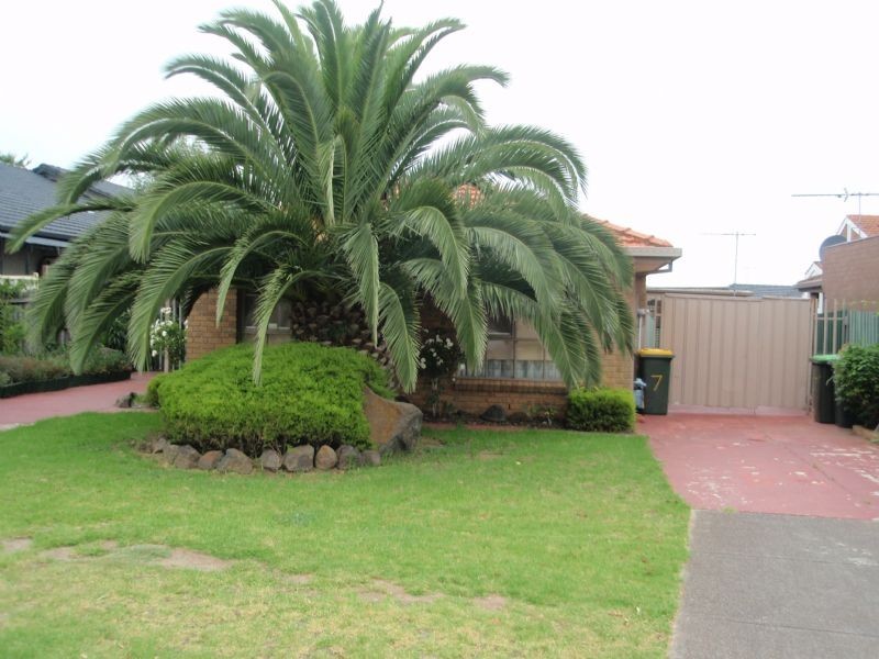 7 Fulton Retreat, Sunshine North VIC 3020