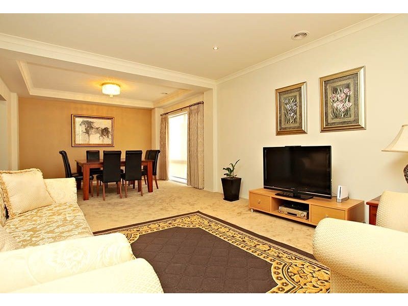 164 Station Road, Cairnlea VIC 3023