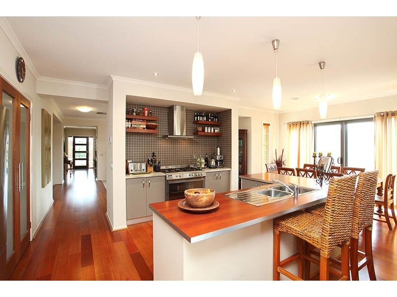 72 Hammerwood Avenue, Derrimut VIC 3030