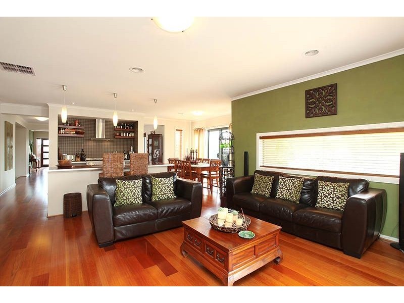 72 Hammerwood Avenue, Derrimut VIC 3030