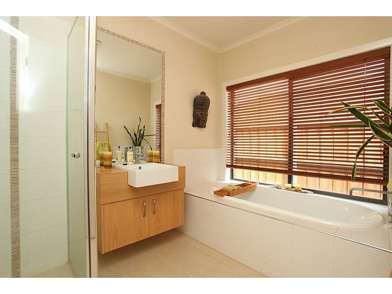 72 Hammerwood Avenue, Derrimut VIC 3030