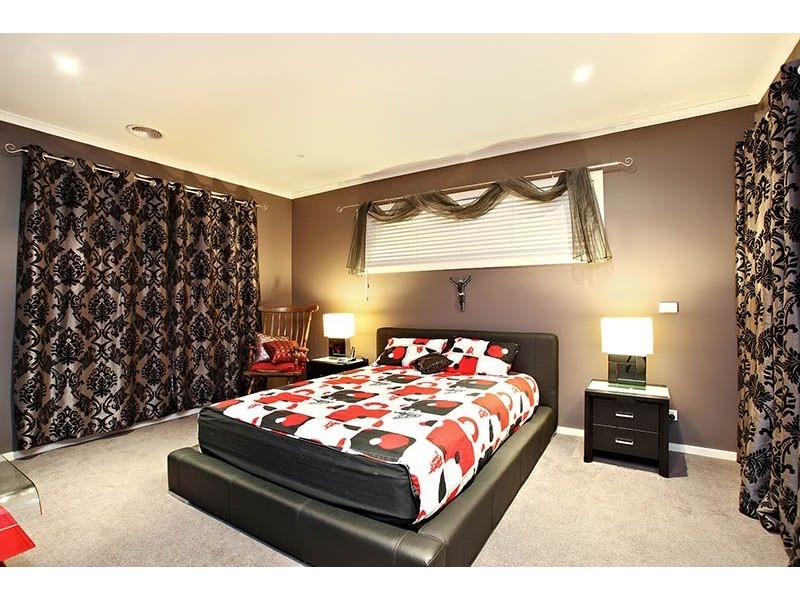 21 Bothwell Green, Derrimut VIC 3030