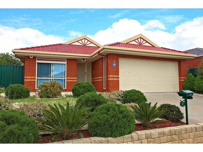 9 Fydler Avenue, Burnside VIC 3023