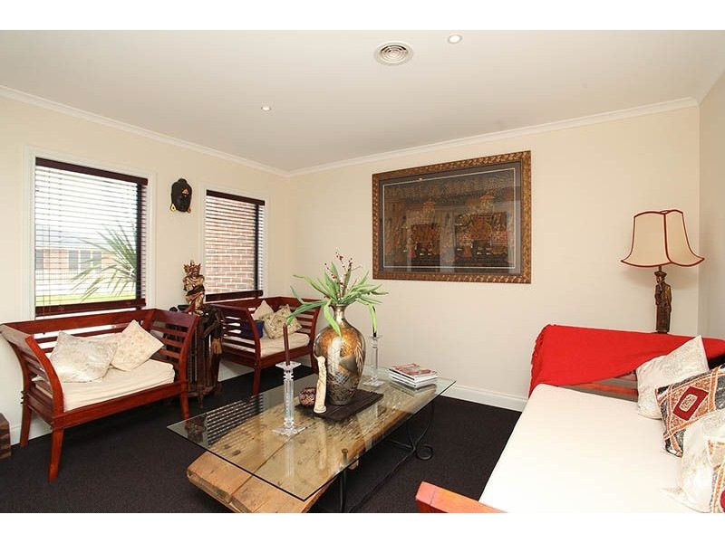 22 Heathcliff Avenue, Deer Park VIC 3023