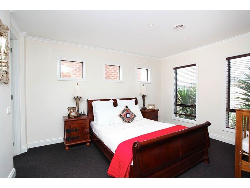 22 Heathcliff Avenue, Deer Park VIC 3023