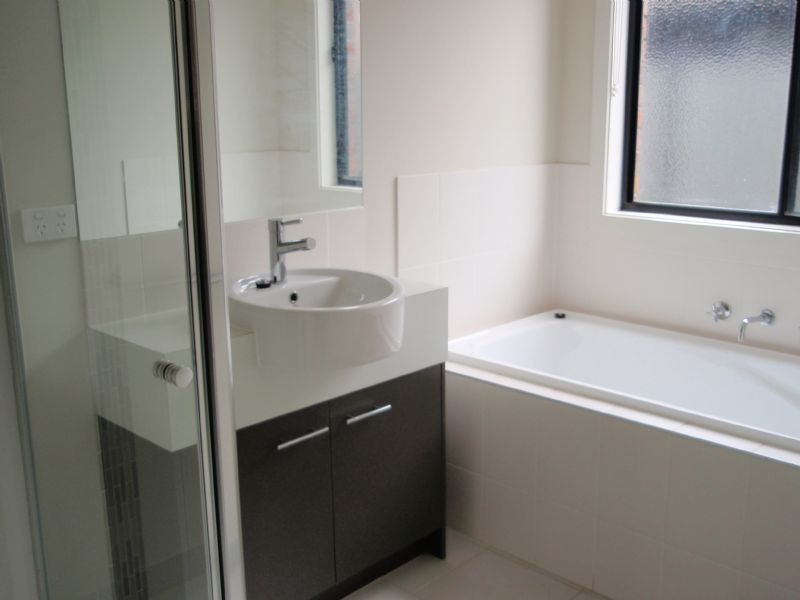 16 Carew Way, Derrimut VIC 3030