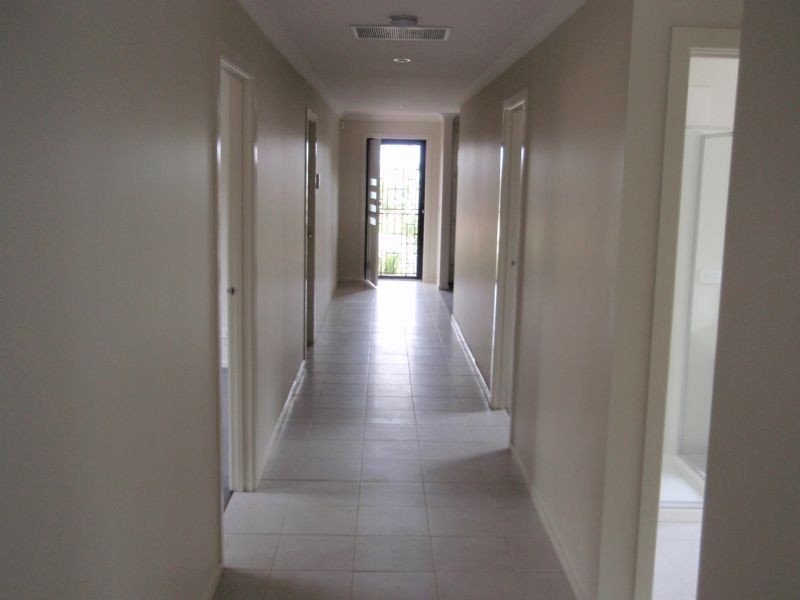 16 Carew Way, Derrimut VIC 3030