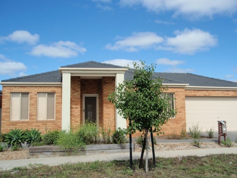 11 Fernhurst Avenue, Derrimut VIC 3030