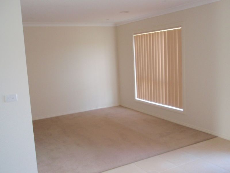 11 Fernhurst Avenue, Derrimut VIC 3030