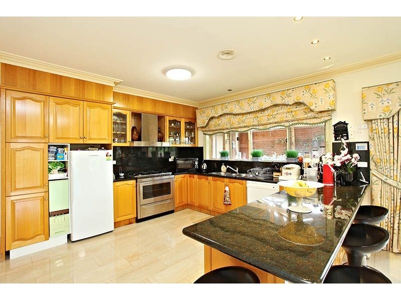 38 Kunat Street, Deer Park VIC 3023