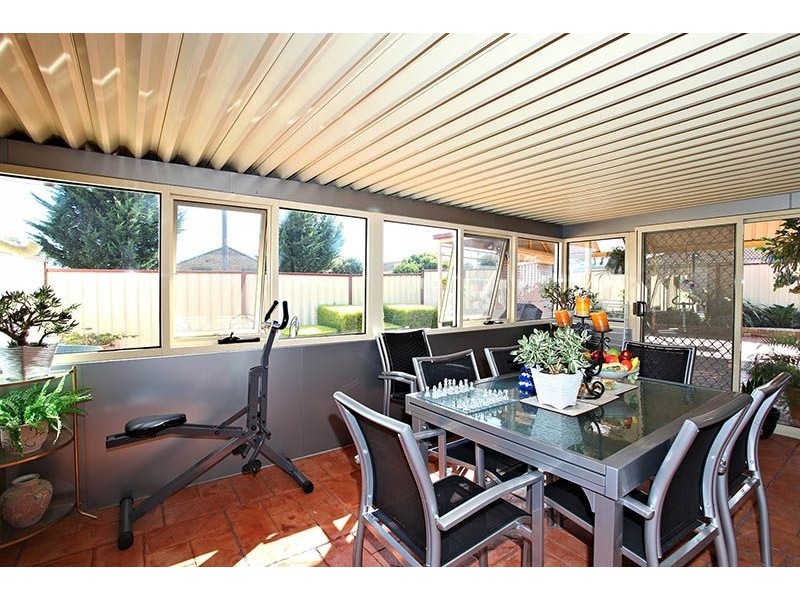 1 Bracknell Place, Deer Park VIC 3023