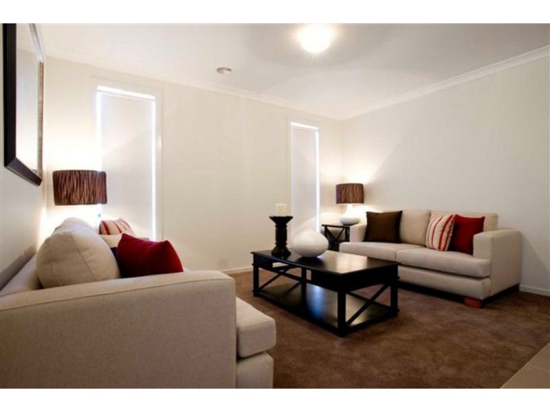 6 Meakin Way, Deer Park VIC 3023