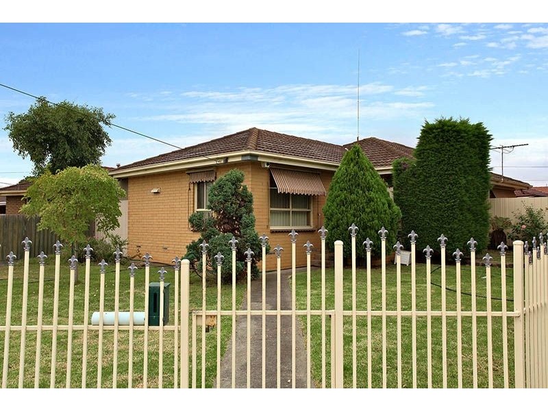 40 Tasman Avenue, Deer Park VIC 3023