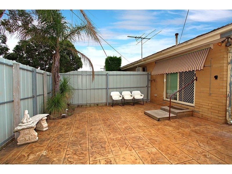 40 Tasman Avenue, Deer Park VIC 3023