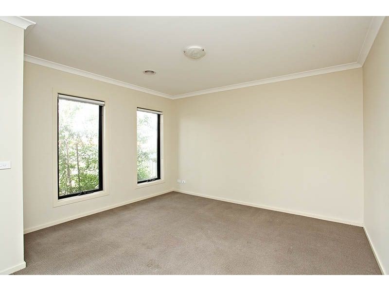 10 Ockley Chase, Derrimut VIC 3030