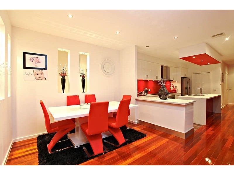 6 Amberley Gardens, Derrimut VIC 3030