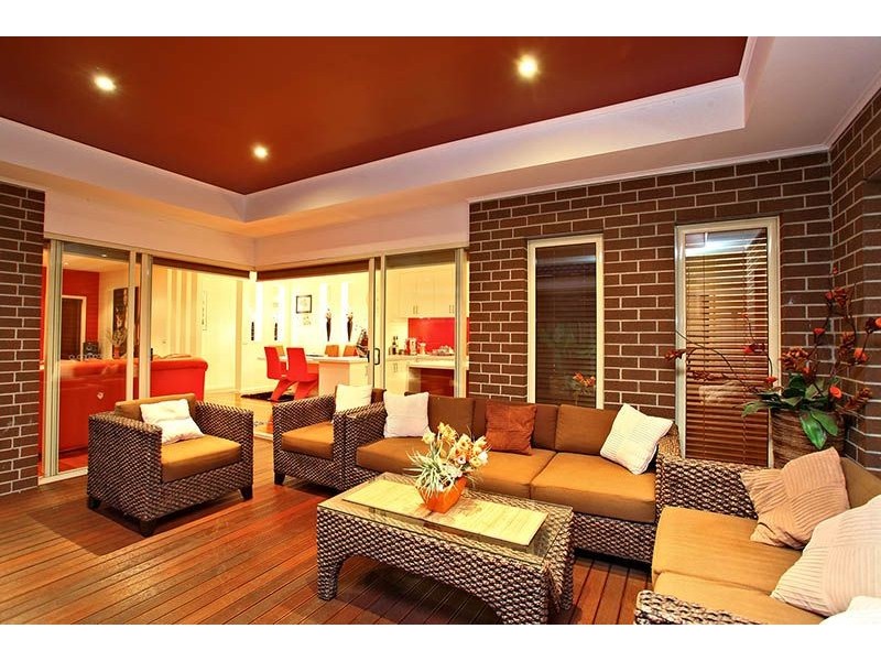 6 Amberley Gardens, Derrimut VIC 3030