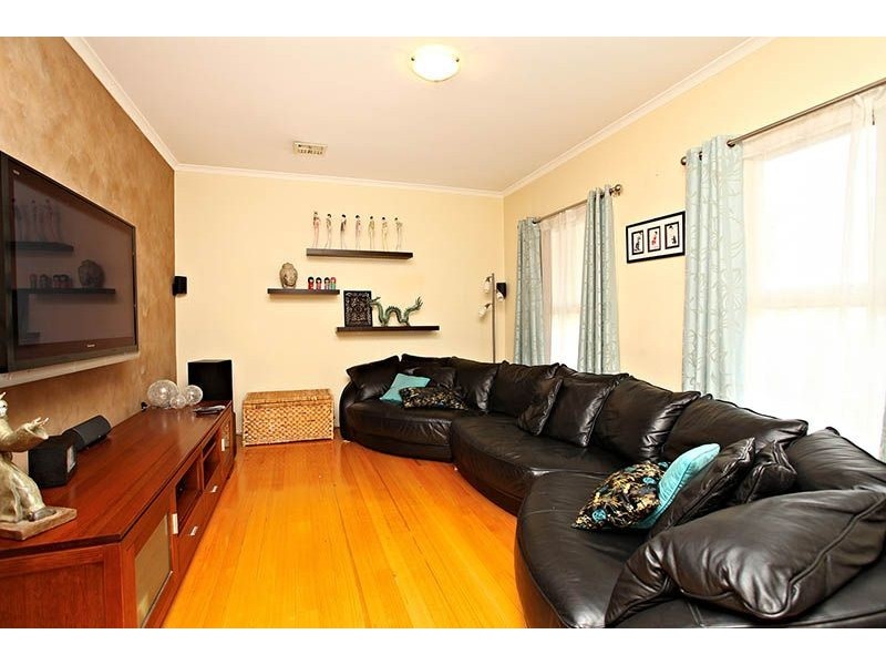 938 Ballarat Road, Deer Park VIC 3023