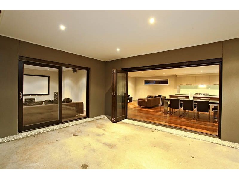 6 Lincoln Drive, Derrimut VIC 3030