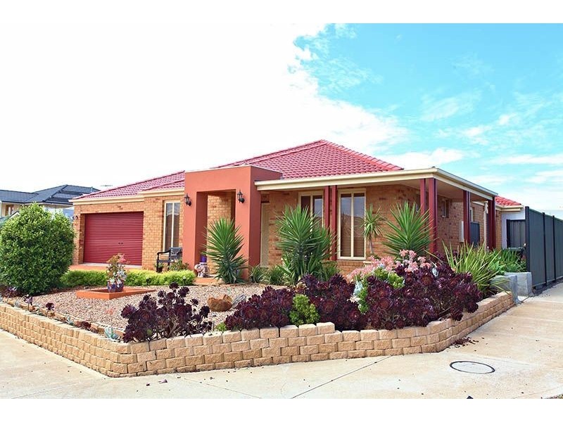 61 Capesthorne Drive, Derrimut VIC 3030