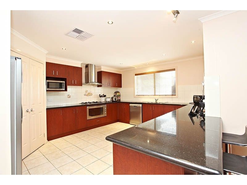 61 Capesthorne Drive, Derrimut VIC 3030