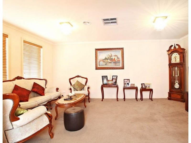 61 Capesthorne Drive, Derrimut VIC 3030