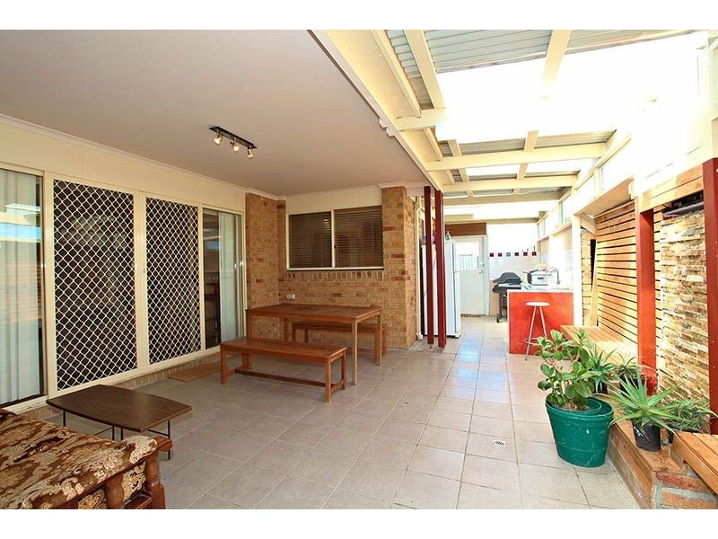 61 Capesthorne Drive, Derrimut VIC 3030
