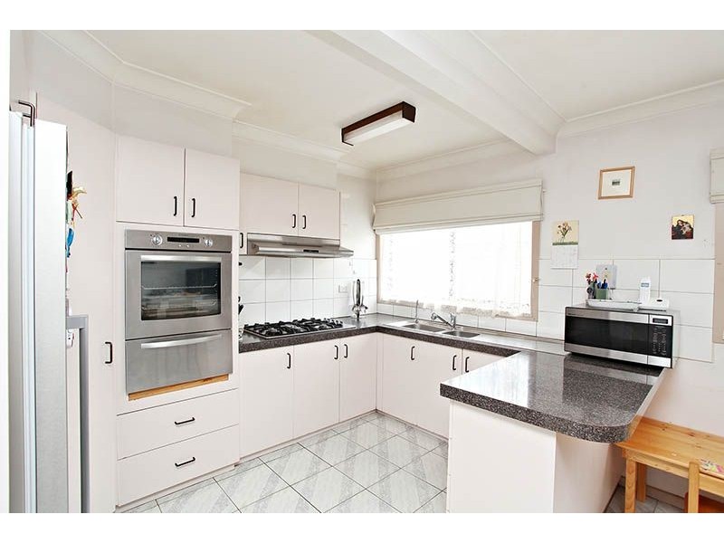 26 Dumfries Street, Deer Park VIC 3023