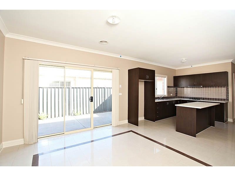 5 Highcroft Place, Cairnlea VIC 3023