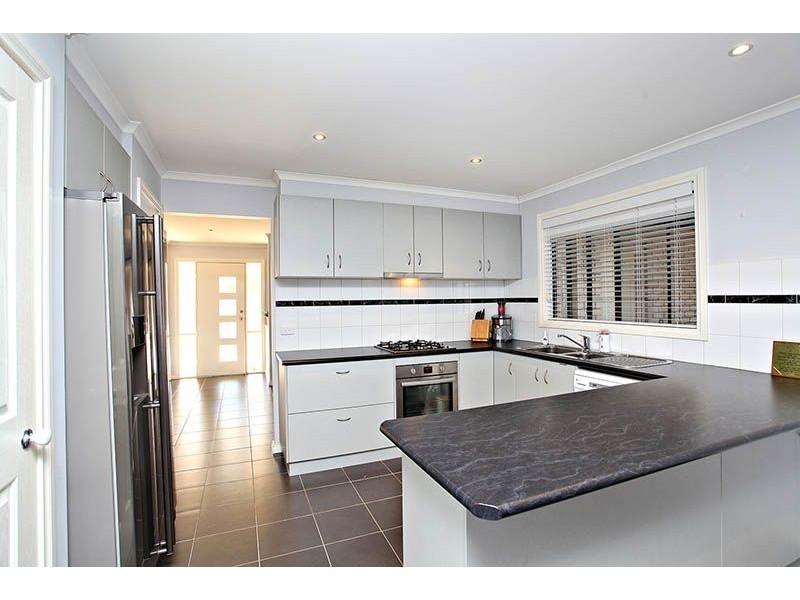 2 Ryans Court, Burnside Heights VIC 3023