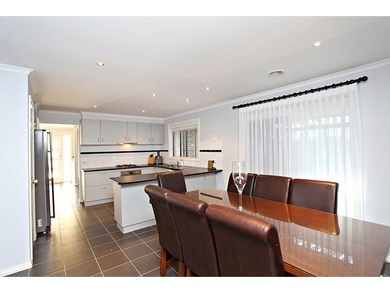 2 Ryans Court, Burnside Heights VIC 3023