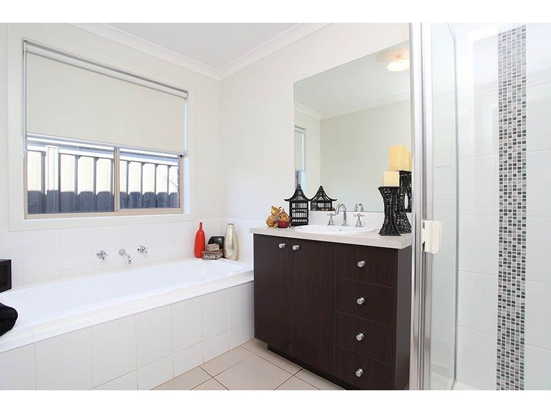 6 O’Connor Road, Deer Park VIC 3023
