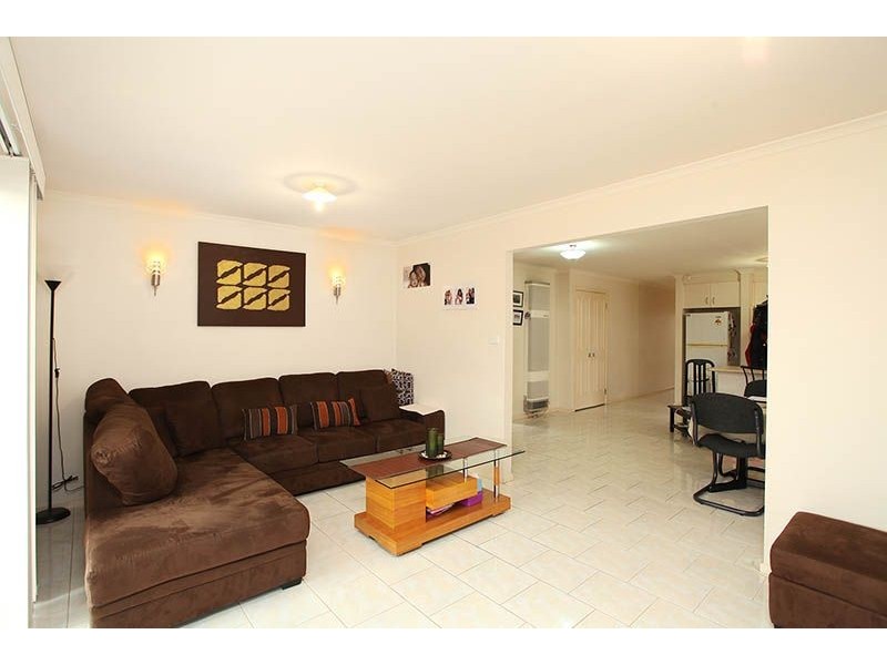 8 Apsley Vista, Derrimut VIC 3030