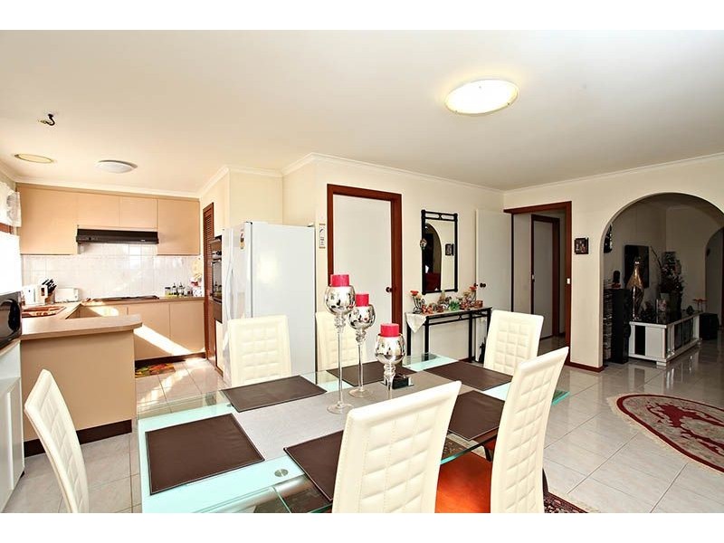 1 Bracknell Place, Deer Park VIC 3023