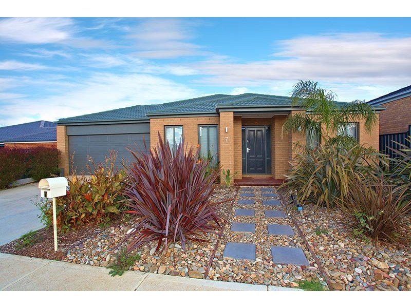 7 Oakham Glade, Derrimut VIC 3030
