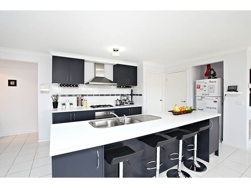 38 Chartwell Crescent, Derrimut VIC 3030