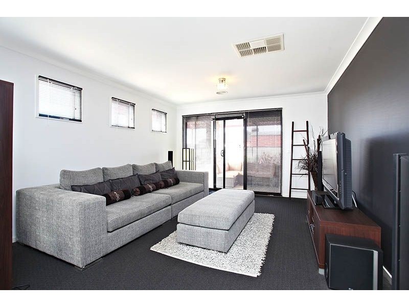 38 Chartwell Crescent, Derrimut VIC 3030