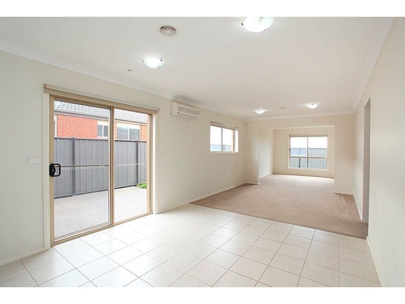 28 Fernhurst Avenue, Derrimut VIC 3030