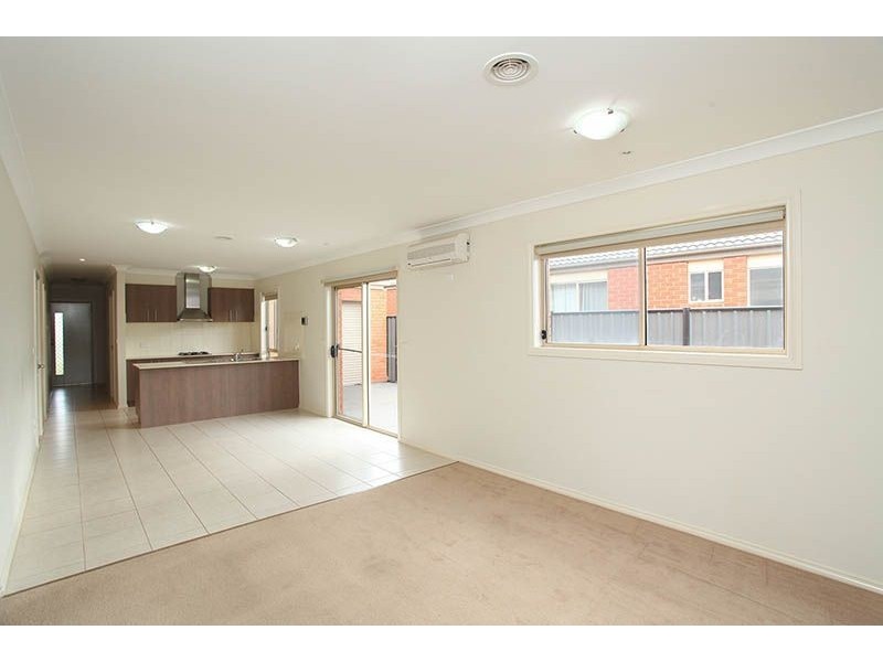 28 Fernhurst Avenue, Derrimut VIC 3030