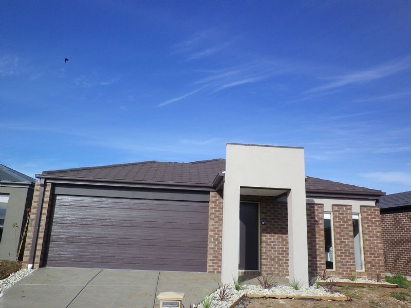 6 Vicky Court, Point Cook VIC 3030