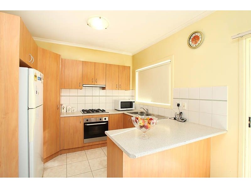 3/36a Robinsons Road, Deer Park VIC 3023