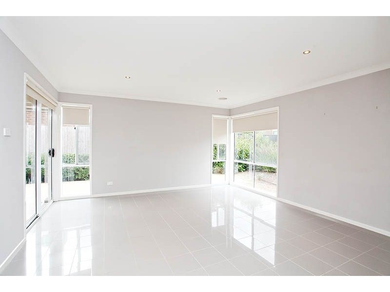 9 Denmans Mews, Deer Park VIC 3023