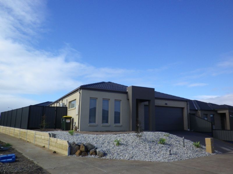 82 Lennon Park Way, Derrimut VIC 3030