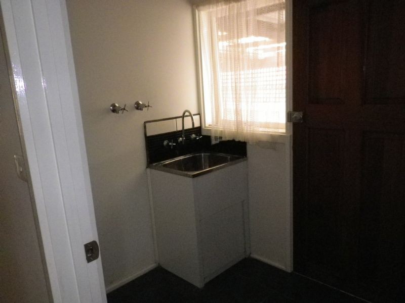 9 Tullaroop Court, St Albans VIC 3021