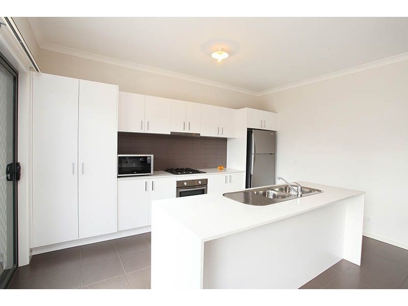 6 Jonah Parade, Deer Park VIC 3023