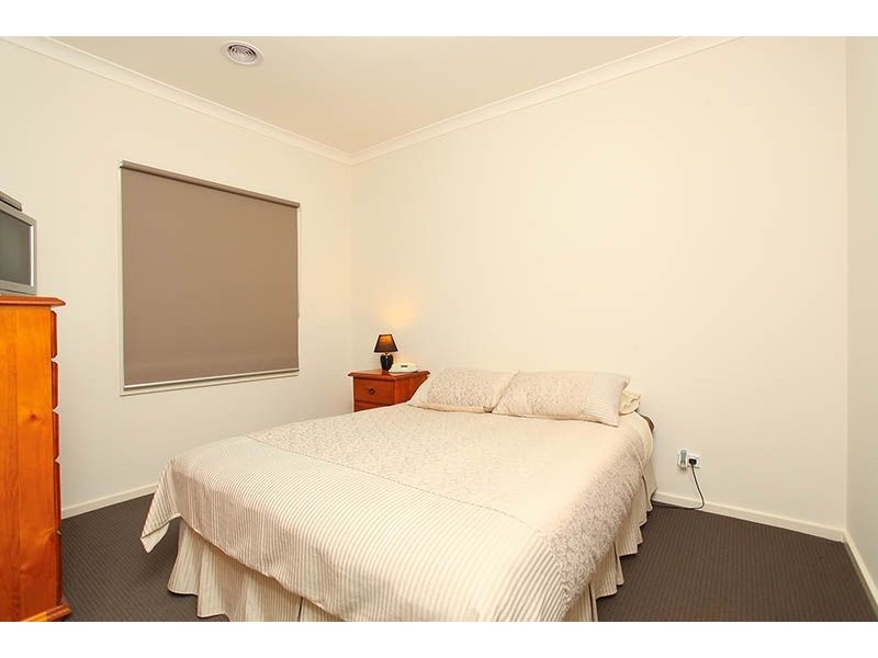 6 Jonah Parade, Deer Park VIC 3023